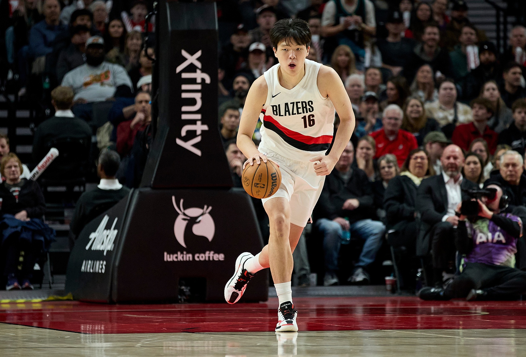 被召回也没机会！杨瀚森未能登场 本赛季第21次被DNP